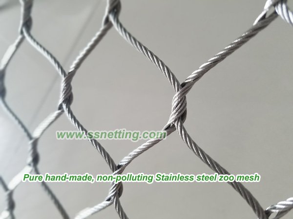 Stainless Wire Mesh Fencing 3/32", 5" X 5", ( 2.4mm, 127mm X 127mm)