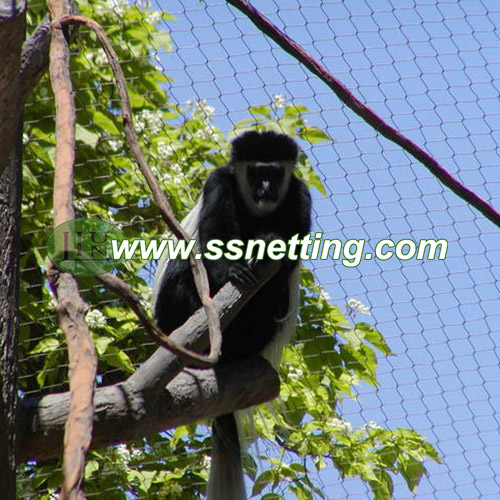 APPLICATION of ANIMAL ENCLOSURE NETTING 